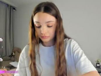 your__voice — chaturbateでウェブカムモデルオンライン