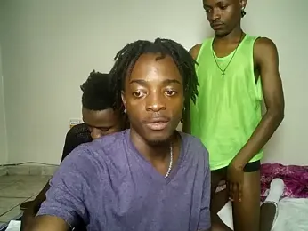 threemanias — Stripchat stream photo (Jul 2026)