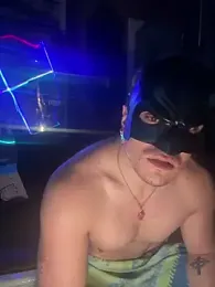 GirThySamoanSupermanXXL — Stripchat stream photo (Feb 2026)