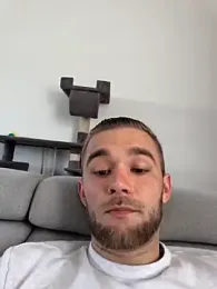 Benjamiinlt — Stripchat stream photo (Apr 2026)