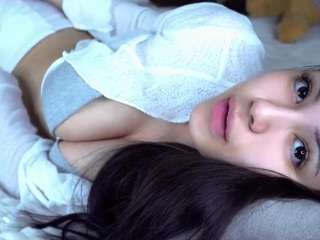 azaleeschabel — Camsoda stream photo (May 2026)
