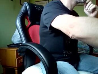 spanishharddick — Chaturbate stream photo (Apr 2026)