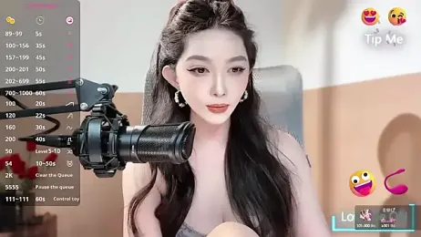 vyizh- — Stripchat stream photo (Jul 2025)