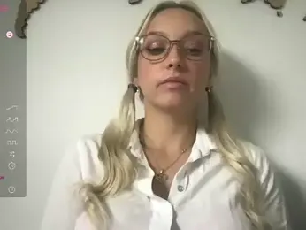 LittleNorwayGirl — Stripchat stream photo (Sep 2023)