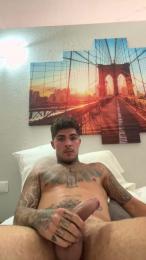 Chrisdov — cam4でウェブカムモデルオンライン