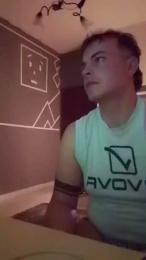 renzinho3 — Cam4 stream photo (May 2026)