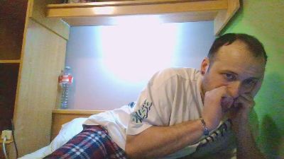 Disfruton95 — Cam4 stream photo (Mar 2026)