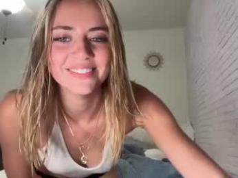 honeyyy95 — chaturbateでウェブカムモデルオンライン