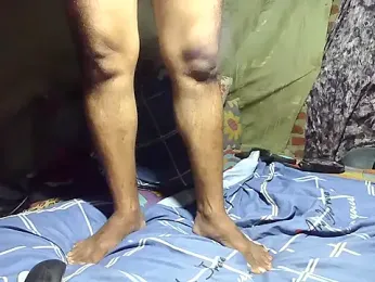 Alora-shine — Stripchat stream photo (Apr 2026)