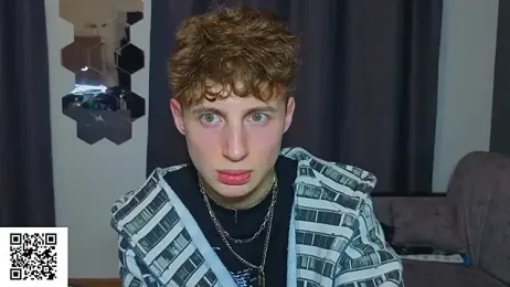 crispinver — Stripchat stream photo (May 2026)