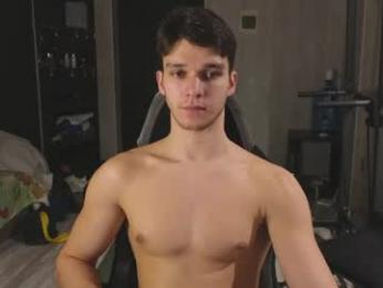 james_friends — Chaturbate stream photo (Apr 2026)