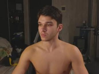 james_friends — Chaturbate stream photo (Apr 2026)