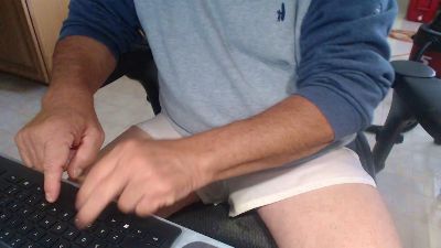 pony32 — Cam4 stream photo (Sep 2026)