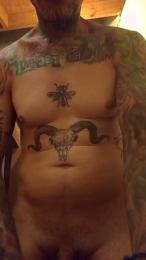 TheMikis — Cam4 stream photo (Apr 2026)