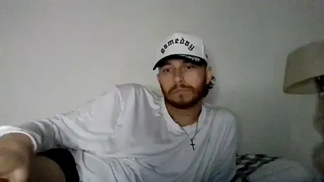 TallHungandCloudy69 — Stripchat stream photo (Apr 2026)