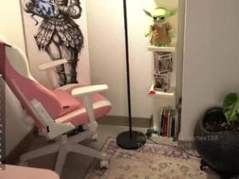 tatiana__cortes18 — Chaturbate stream photo (Mar 2026)