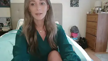 Heyitsmee33 — Stripchat stream photo (Mar 2026)