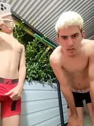 3hornys-straights — stripchatでウェブカムモデルオンライン