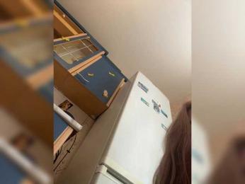 LittleDelora — bongacamsでウェブカムモデルオンライン