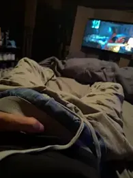 madehercumm — Stripchat stream photo (Aug 2026)