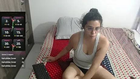 Anne_purple — Stripchat stream photo (Apr 2025)