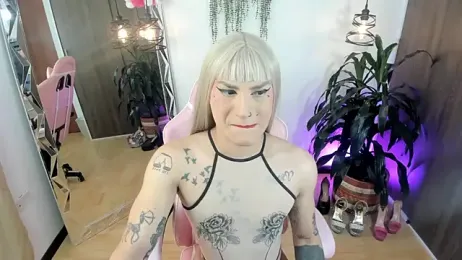 queenramoona-hot — Stripchat stream photo (Apr 2026)