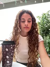 alana15 — stripchatでウェブカムモデルオンライン