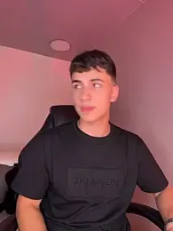 AdrianRinaldi — stripchat