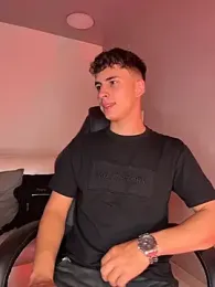 AdrianRinaldi — Stripchat stream photo (Mar 2026)