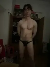 ivanzhuuu — Stripchat stream photo (Aug 2026)