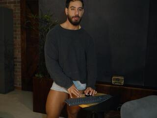 James Axel — flirt4freeでウェブカムモデルオンライン