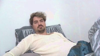 alebi92 — cam4でウェブカムモデルオンライン