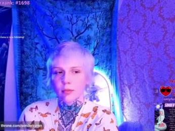 tricky_nymph — chaturbateでウェブカムモデルオンライン