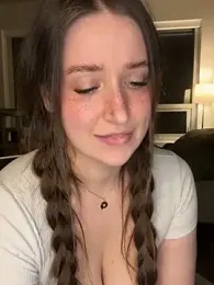 nerdynina — stripchatでウェブカムモデルオンライン