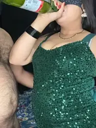 Madhosh_Mona — stripchatでウェブカムモデルオンライン