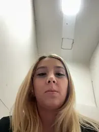 hotamanda01 — stripchatでウェブカムモデルオンライン