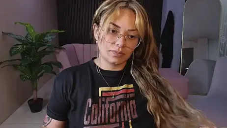 hott_mind_ — Stripchat stream photo (Sep 2026)