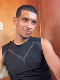 Guillermo618 — Stripchat stream photo (Sep 2026)