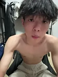 Hu_897 — Stripchat stream photo (Oct 2026)