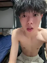 Hu_897 — Stripchat stream photo (Oct 2026)