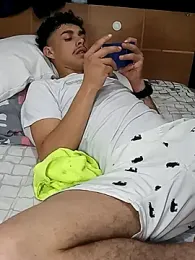 baby_22cm — Stripchat stream photo (Mar 2026)