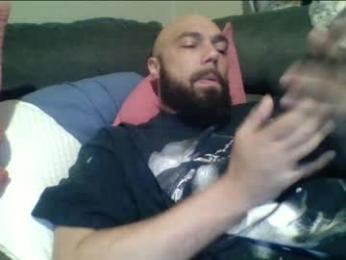 mr8plus — Chaturbate stream photo (Apr 2026)