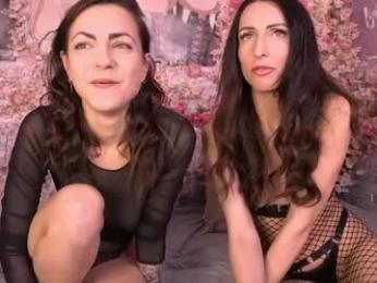 kinkyfriedchicks_ — Chaturbate stream photo (Apr 2026)