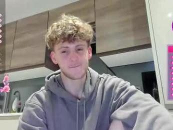 dominantalex182 — chaturbateでウェブカムモデルオンライン