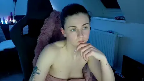 Melly4You — Stripchat stream photo (Apr 2026)