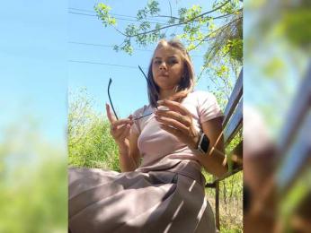 CrazyVika — Bongacams stream photo (Apr 2026)