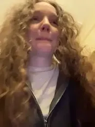 -teenytiny- — Stripchat stream photo (Feb 2026)