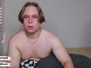 taintedlovers_ — Chaturbate stream photo (Sep 2025)