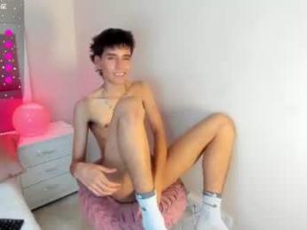 christopher_robin4 — chaturbateでウェブカムモデルオンライン