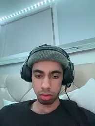 iLoveGirlsOnlyStr8Asf — Stripchat stream photo (Mar 2026)